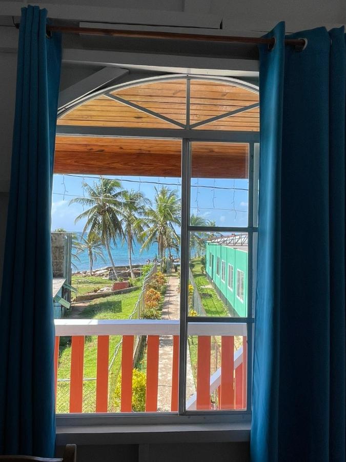 Christina'S Guest House Official ลิตเติลคอร์นไอส์แลนด์ ภายนอก รูปภาพ