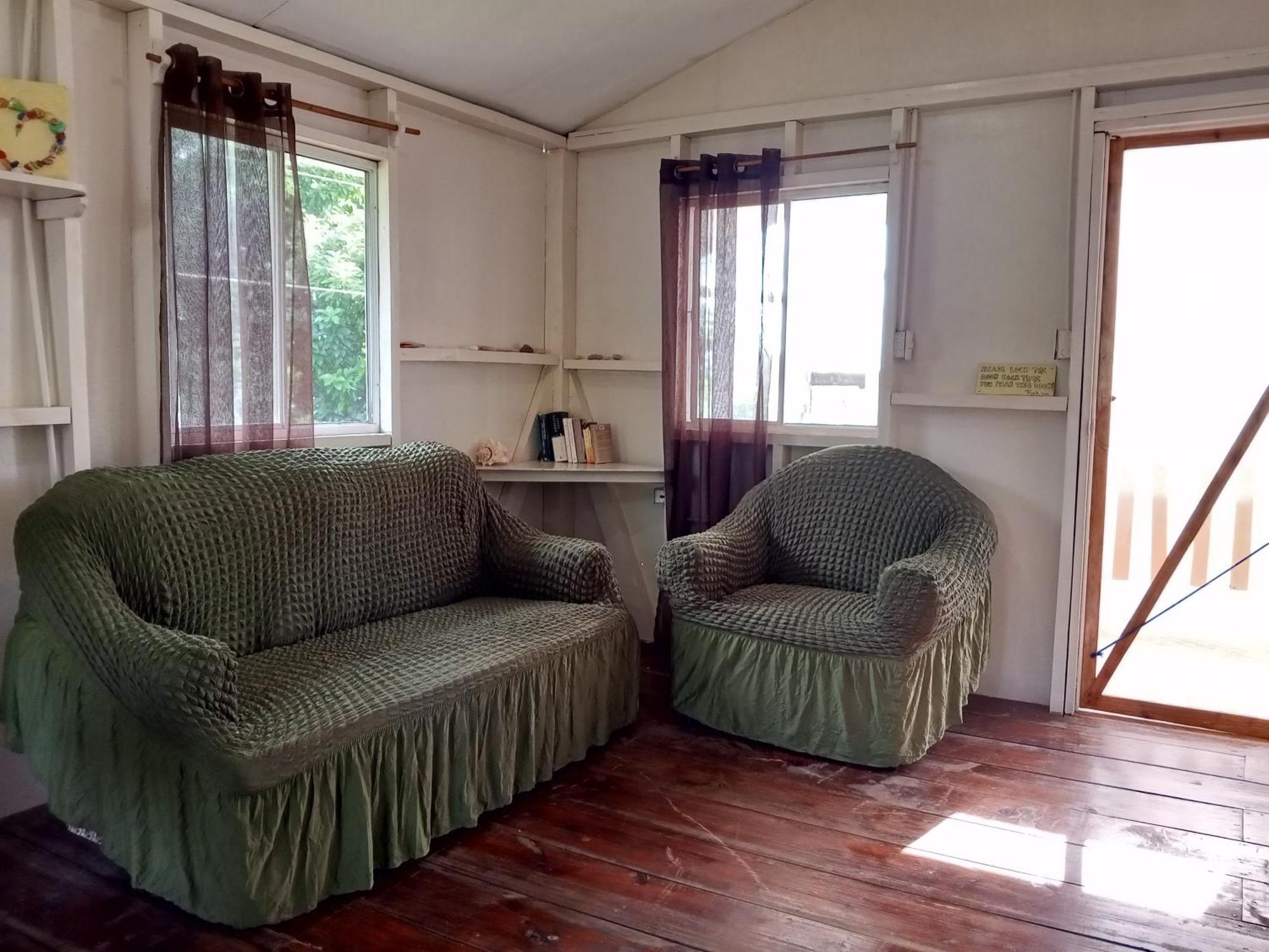 Christina'S Guest House Official ลิตเติลคอร์นไอส์แลนด์ ภายนอก รูปภาพ